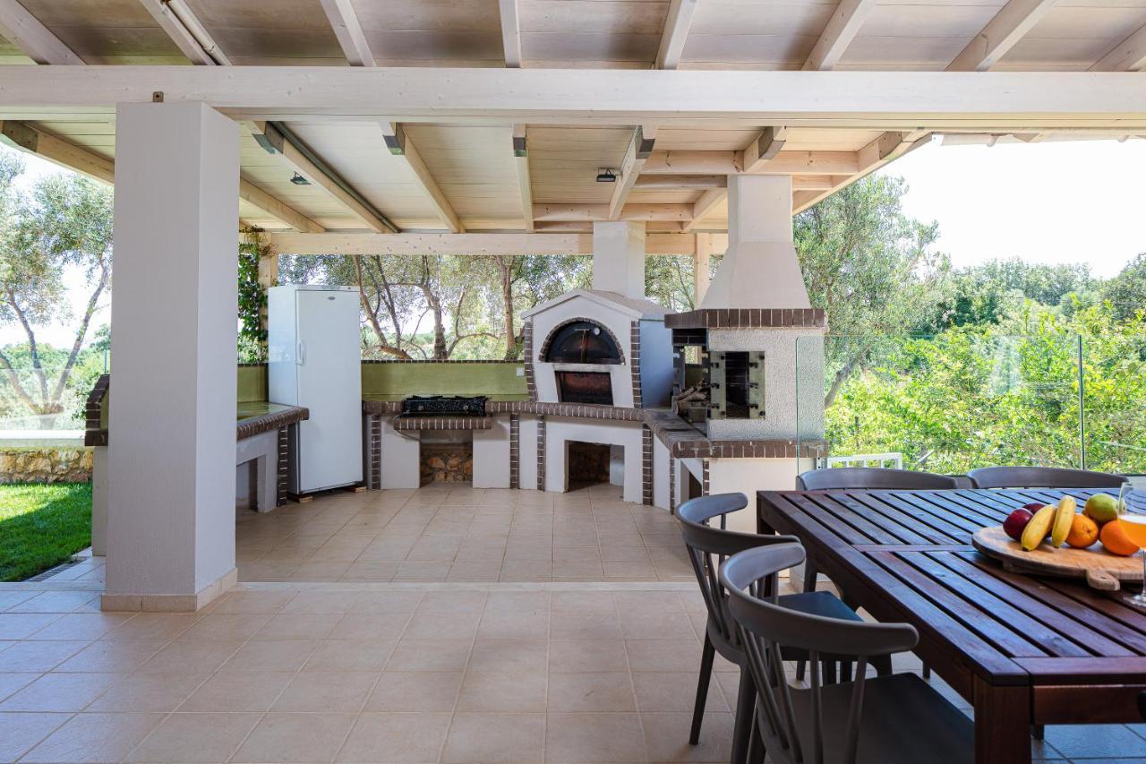 Thetree Villa, With Heated Pool & Spa Whirlpool Γάλλος Εξωτερικό φωτογραφία