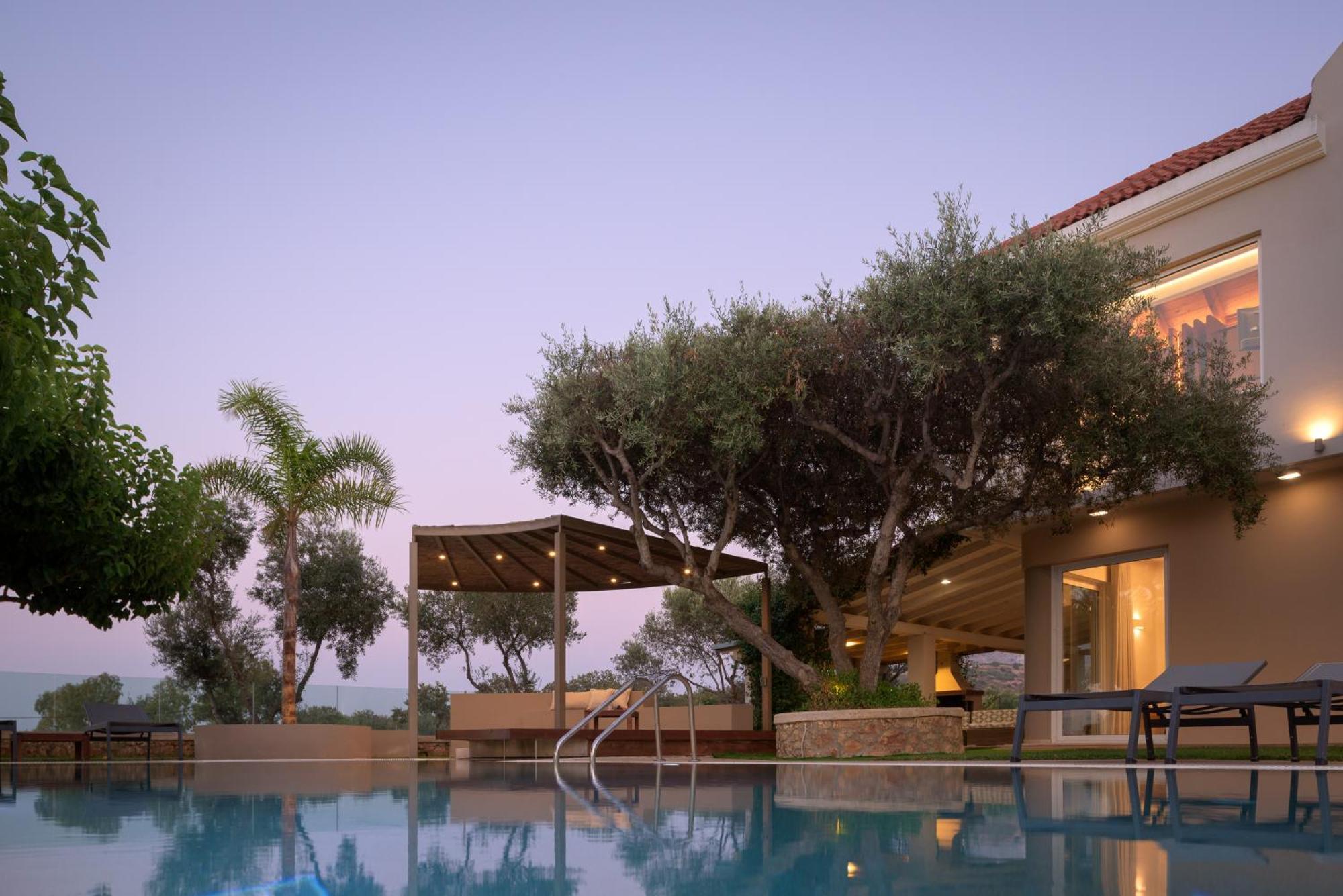 Thetree Villa, With Heated Pool & Spa Whirlpool Γάλλος Εξωτερικό φωτογραφία